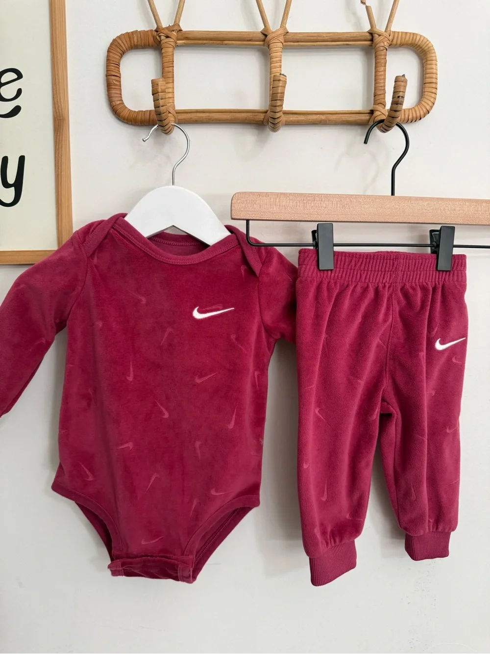 Nike - 6m velour matching set